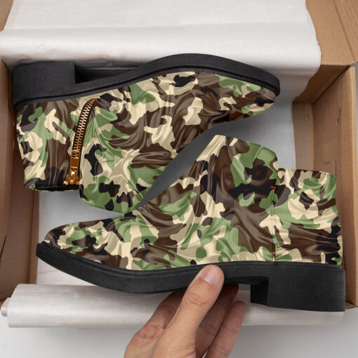 Crumpled Fabric Folds Camouflage Fashion Boots