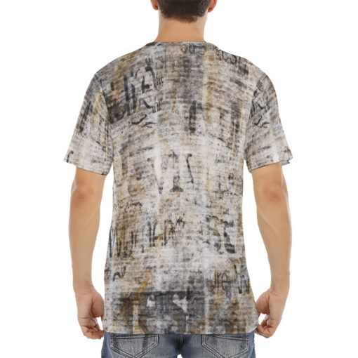 Grunge Vintage Newspaper Men's T-Shirt - Image 4