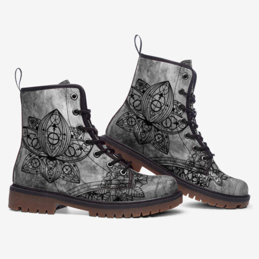 Mehndi Ornament Lotus Flower Trendy Leather Boots