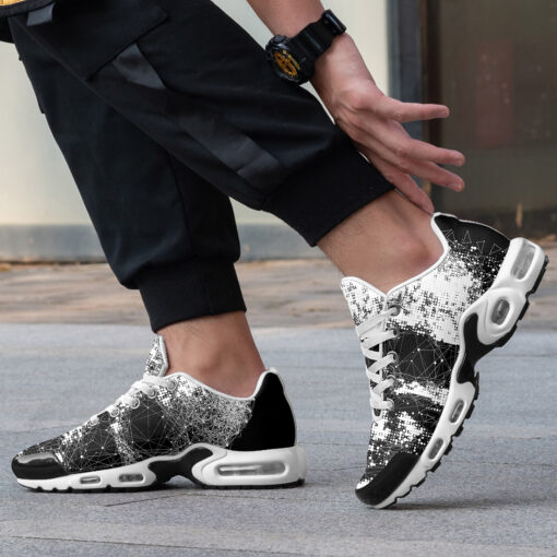 Skull Polygons Cushion Air Sneakers - Image 2